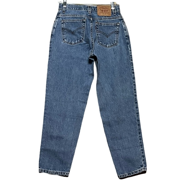 Vtg Levi’s 505 Classic Jeans Sz 8P Light Wash Everyday Essential Y2K Streetwear - Picture 3 of 11